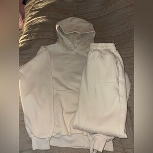 Comfrt butter yellow sweat set